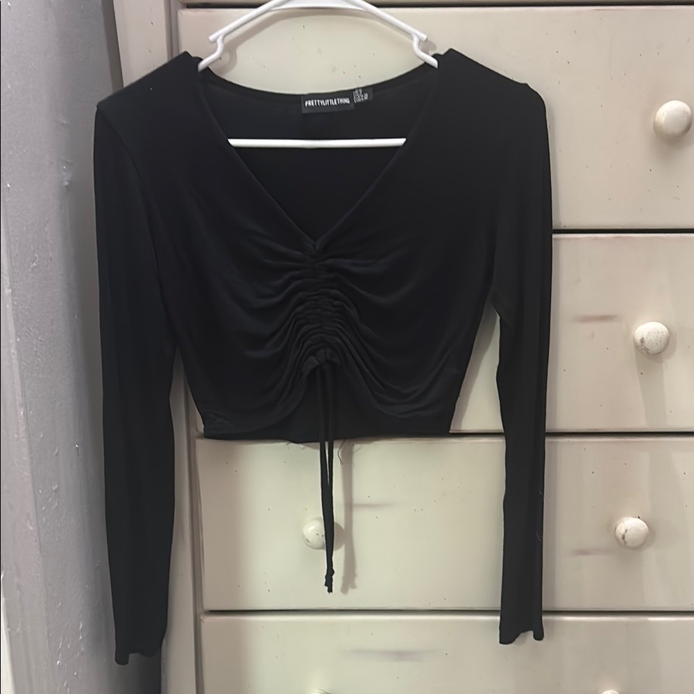 PrettyLittleThing Black Ruched Tie Front Crop Blouse